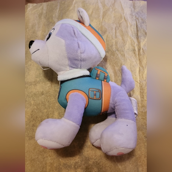 Paw Patrol Everest Stuffed Toy 2015 - Picture 3 of 8